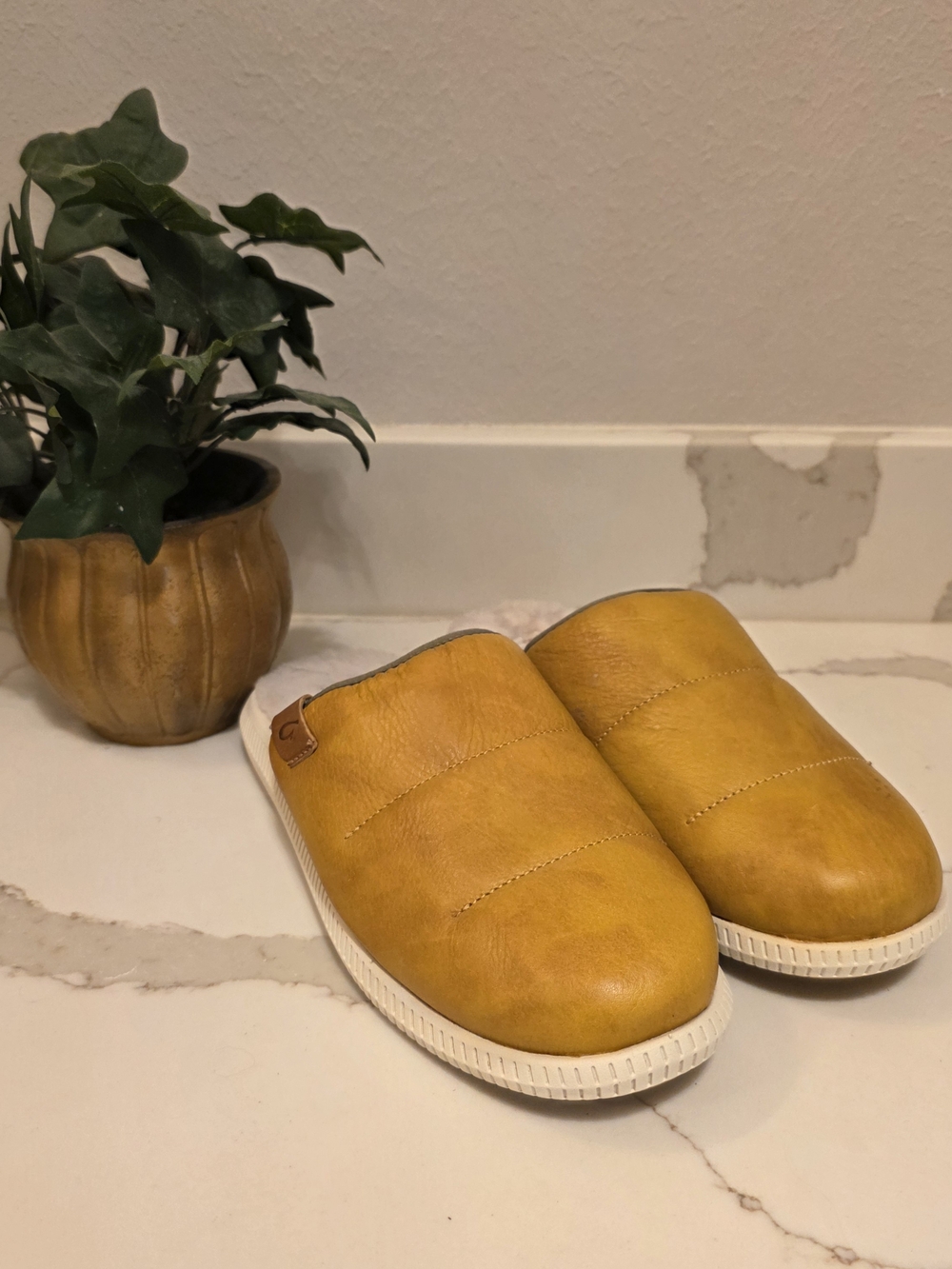 Genuine OLUKAI Casual Slip-On Clog in Tan
